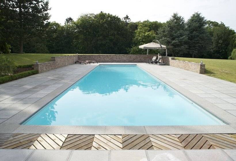 פנסיון Chapeauveau Gîte   B&b   Events