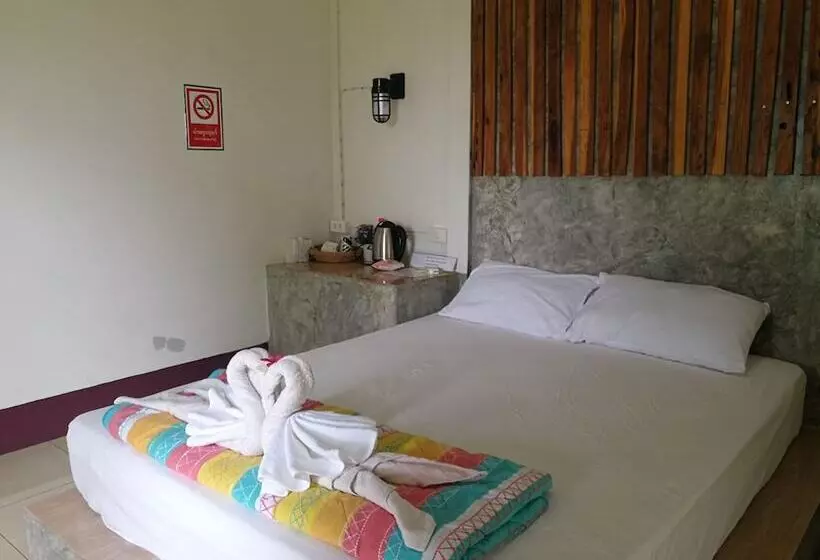 Majatalo Charoensook Resort