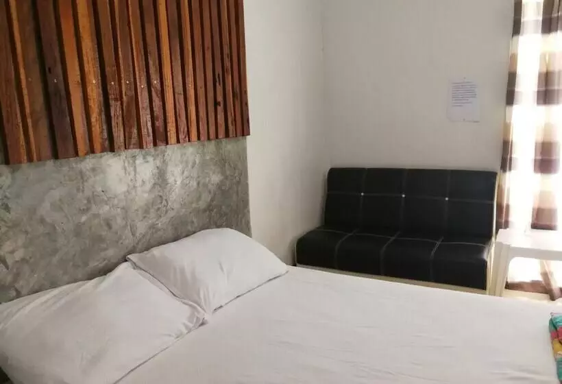 Majatalo Charoensook Resort