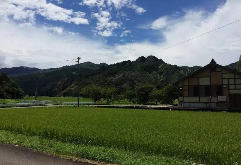ペンション Dana Village