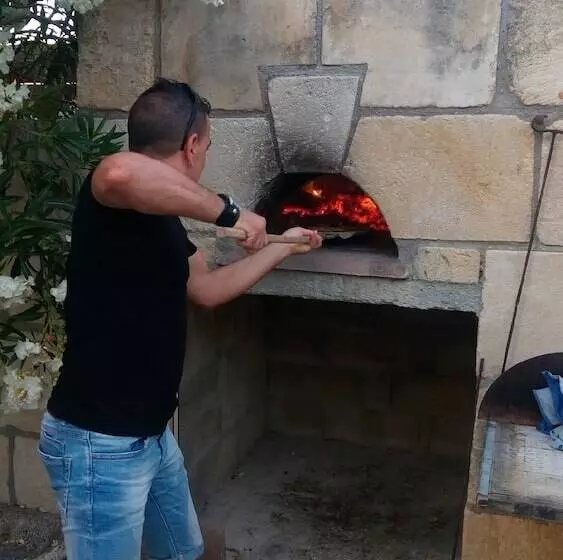 ペンション Mas De L'ilon