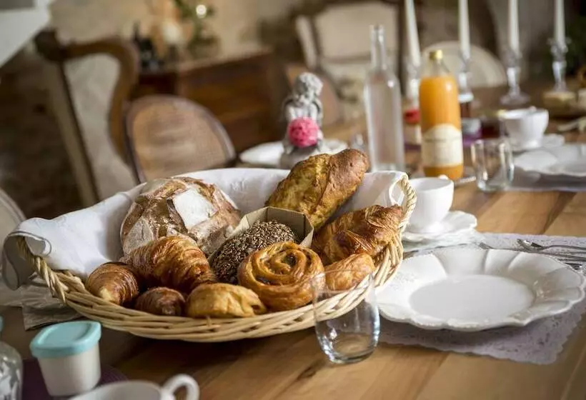 ペンション Mas De L'ilon