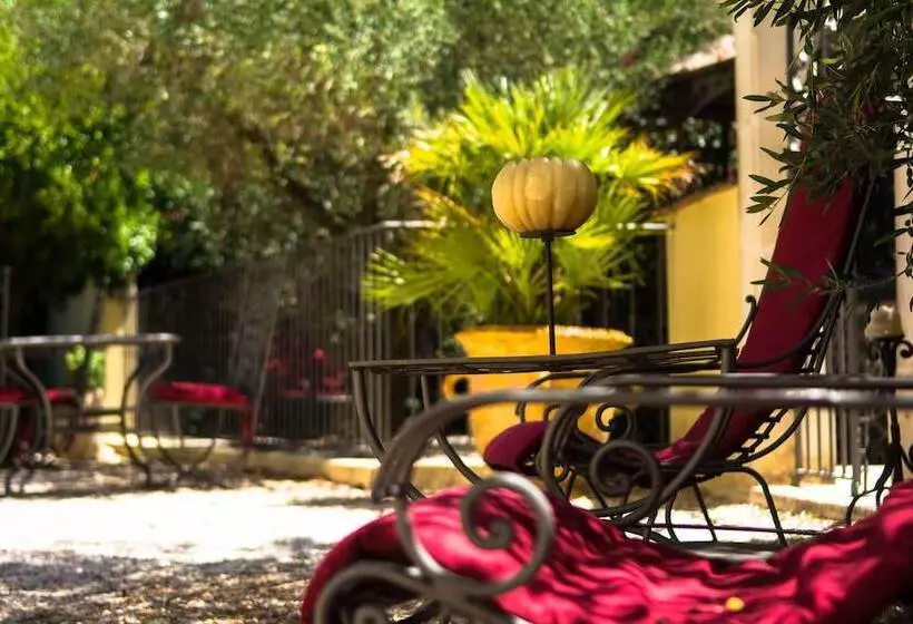 ペンション Mas De L'ilon