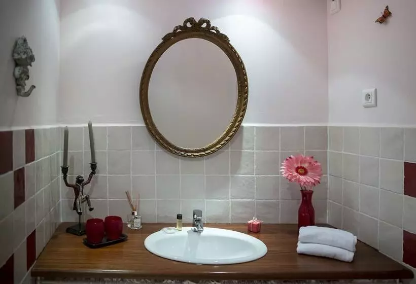 ペンション Mas De L'ilon