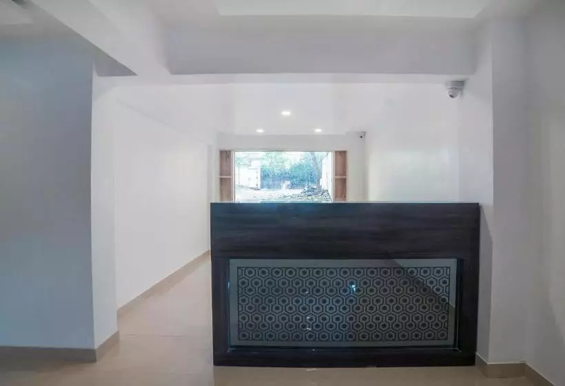 پانسیون Oyo Home 75777 Samudra Executive