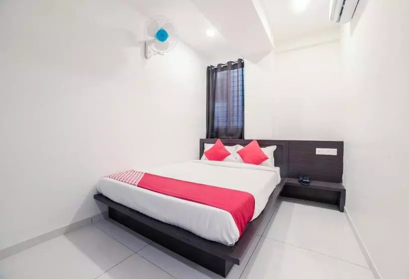 پانسیون Oyo Home 75777 Samudra Executive