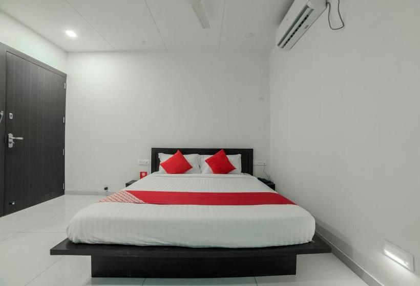 بنسيون Oyo Home 75777 Samudra Executive