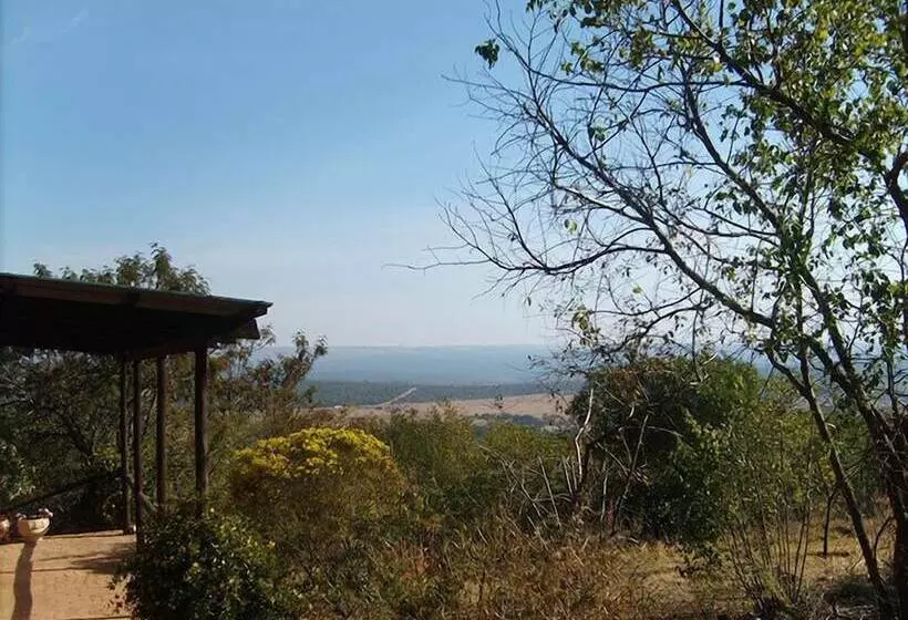 Majatalo Thirsty Falls Cc