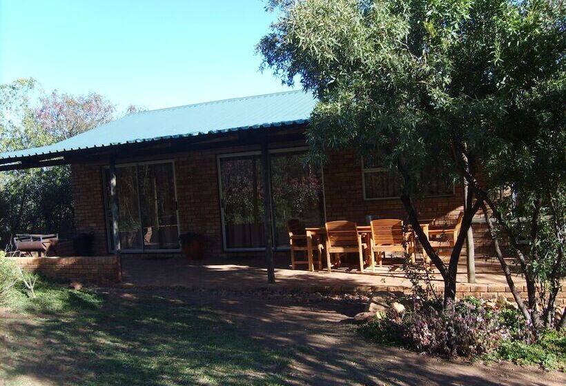 Пансион Thirsty Falls Cc