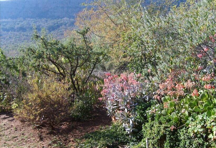 Пансион Thirsty Falls Cc