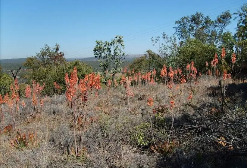 Majatalo Thirsty Falls Cc