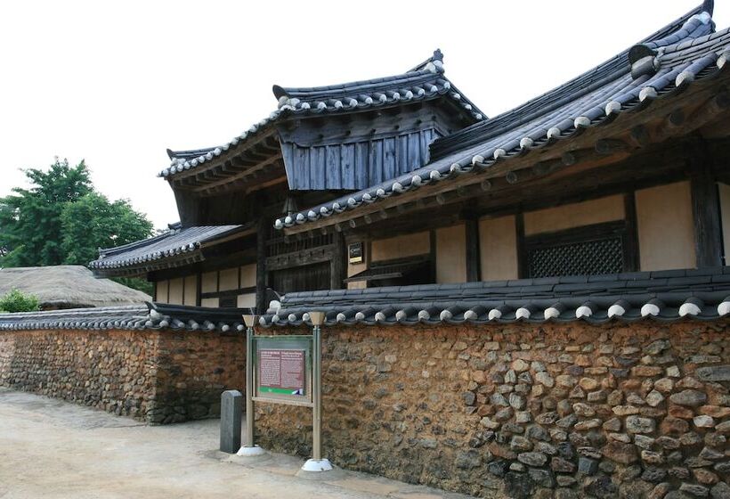 Pensione Yi Jin Rae S Historic House