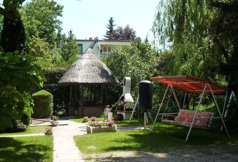 Vadásztanya Apartmanok