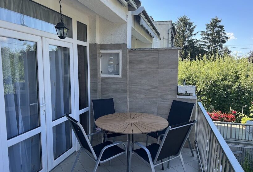 Vadásztanya Apartmanok