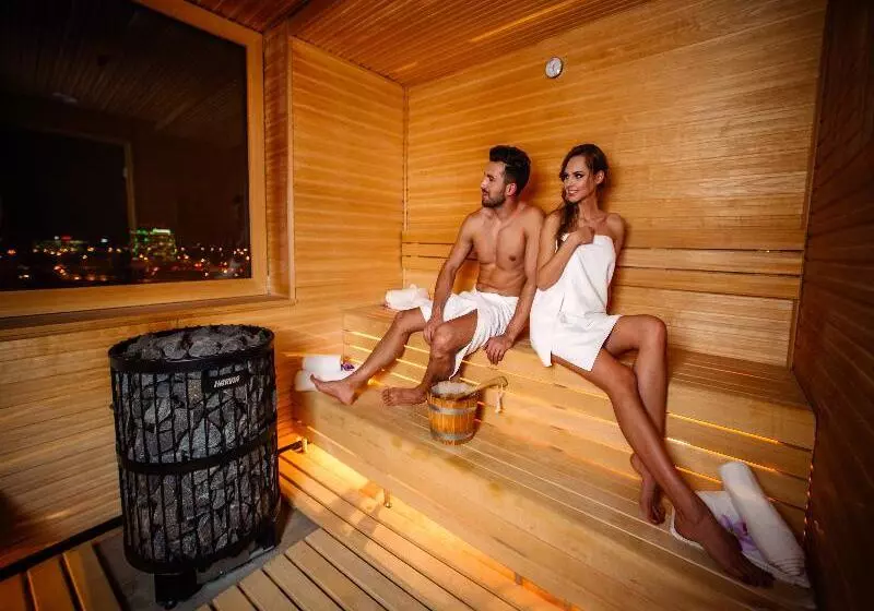 Airport Hotel Okęcie