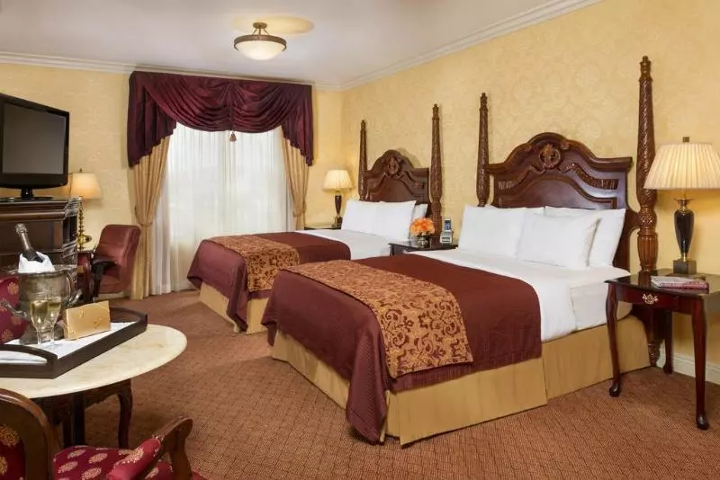 Ayres Hotel Seal Beach