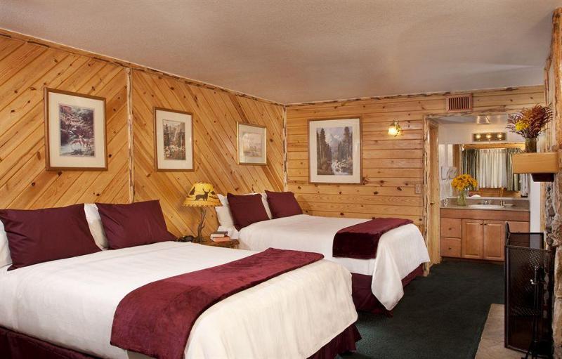 فندق Big Bear Frontier