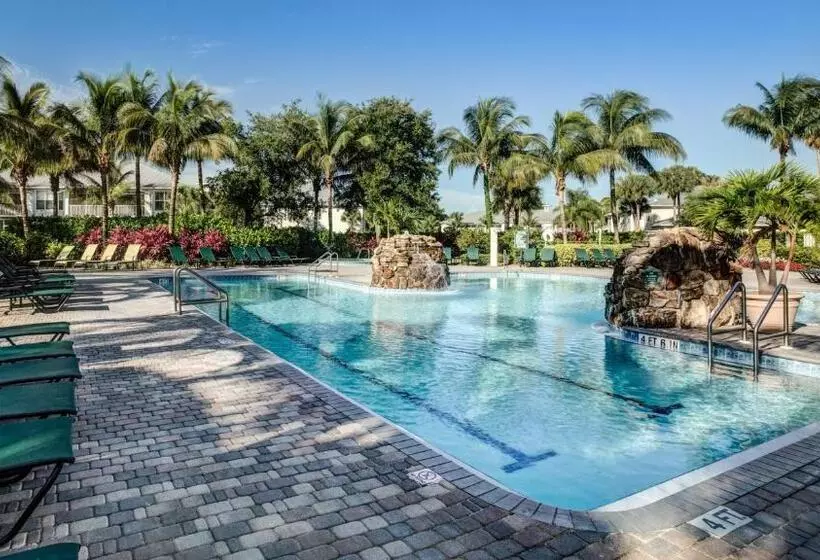 هتل Greenlinks Golf Villas At Lely Resort