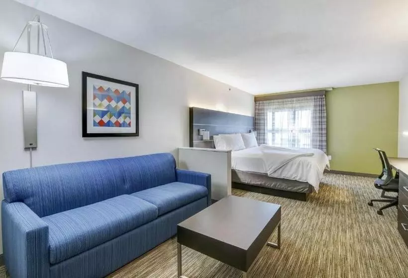 Отель Holiday Inn Express & Suites Longview North, An Ihg