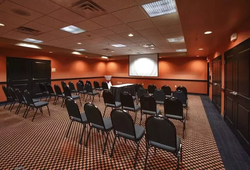 Hotelli Holiday Inn St. Paul Northeast   Lake Elmo, An Ihg