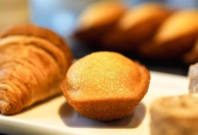 هتل Ibis Caen Porte De Bretagne