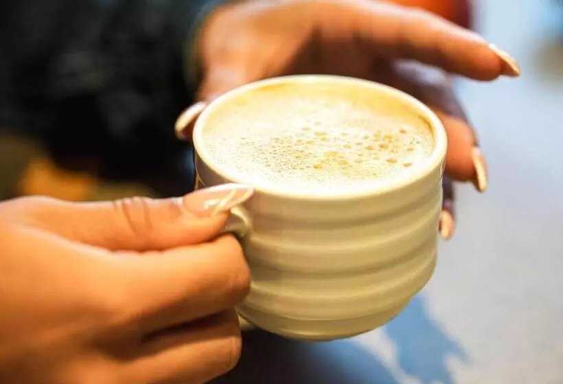 هتل Ibis Caen Porte De Bretagne