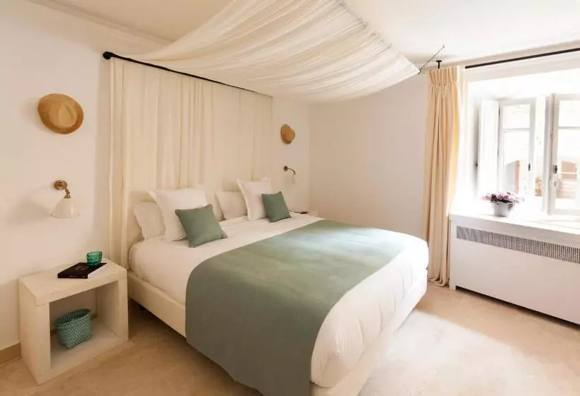 فندق Le Vieux Castillon