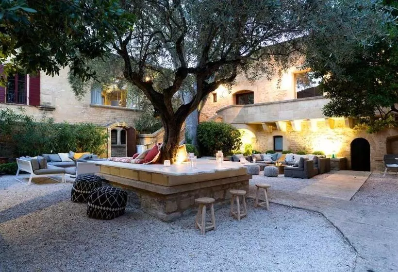 فندق Le Vieux Castillon