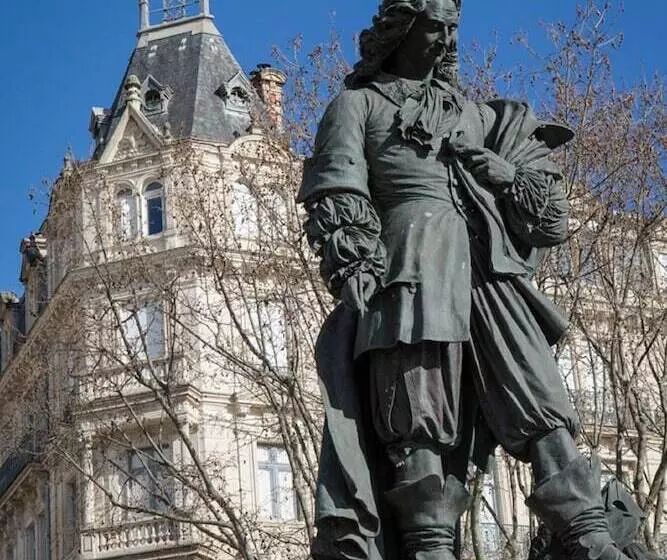 호텔 Mercure Béziers