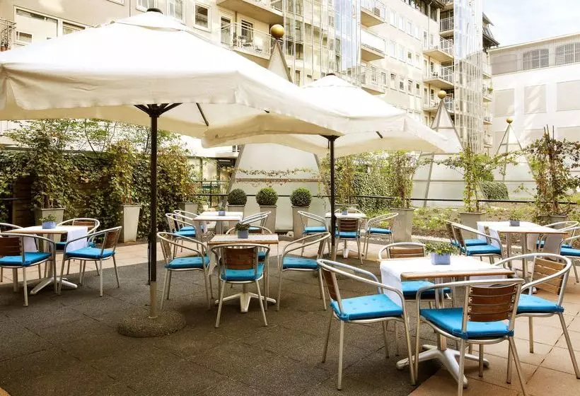 Avani Museum Quarter Amsterdam Hotel   Previously NH Amsterdam Museum Quarter