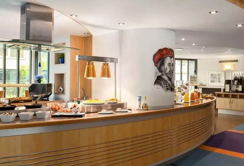 Avani Museum Quarter Amsterdam Hotel   Previously NH Amsterdam Museum Quarter