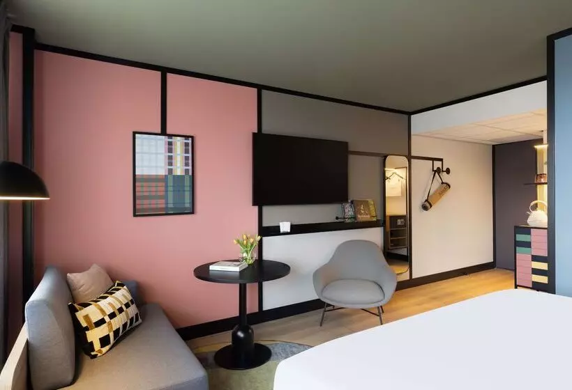 Avani Museum Quarter Amsterdam Hotel   Previously NH Amsterdam Museum Quarter