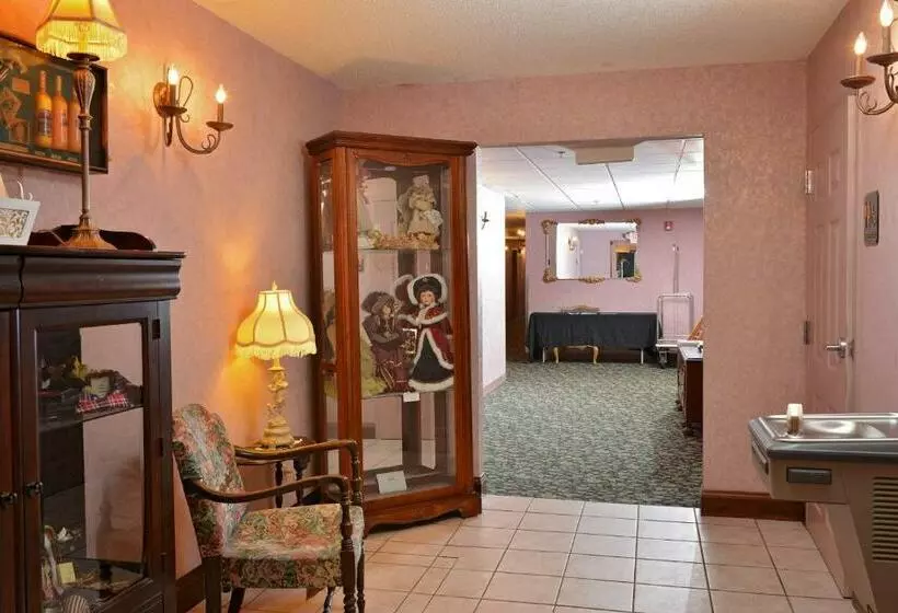 호텔 Our Guest Inn And Suites Downtown