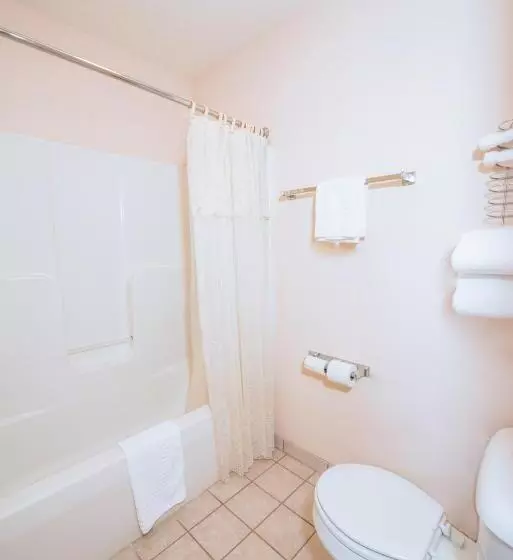 호텔 Our Guest Inn And Suites Downtown