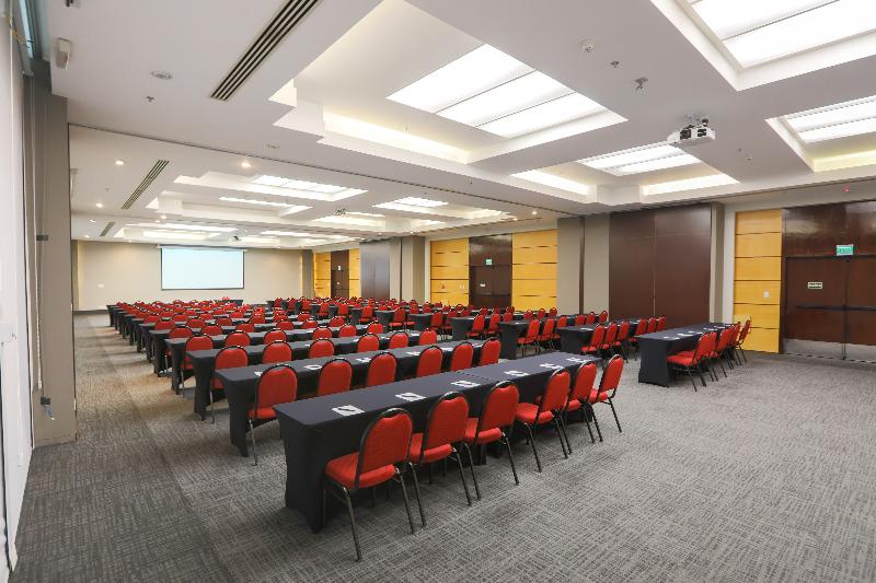 ホテル Pestana Curitiba