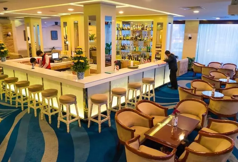 Отель Phnom Penh