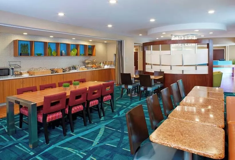בית מלון כפרי Springhill Suites By Marriott Atlanta Six Flags