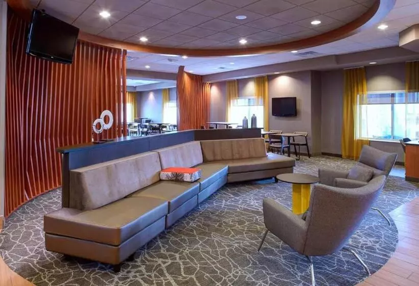 ホテル Springhill Suites By Marriott Frankenmuth