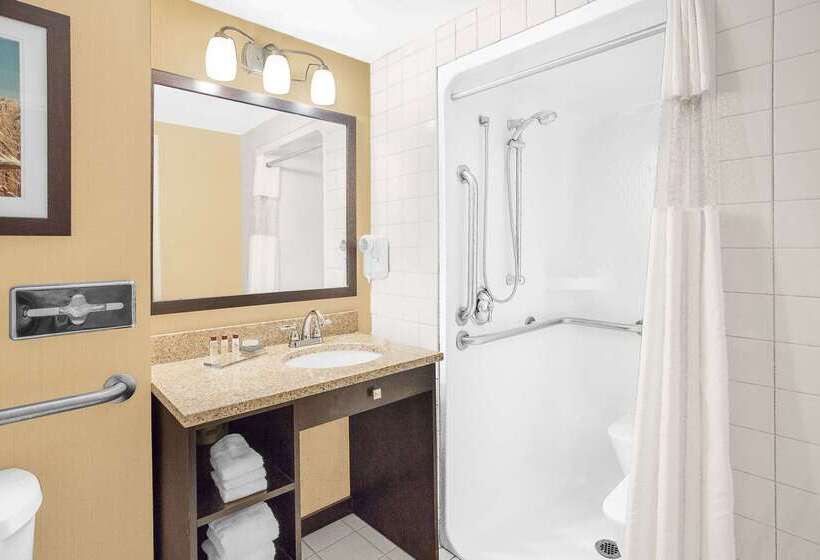 Отель Wingate By Wyndham Green Bay