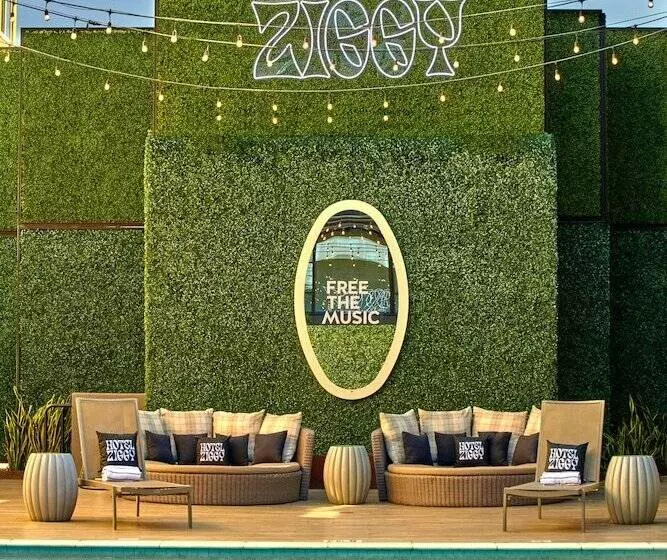 هتل Ziggy Los Angeles