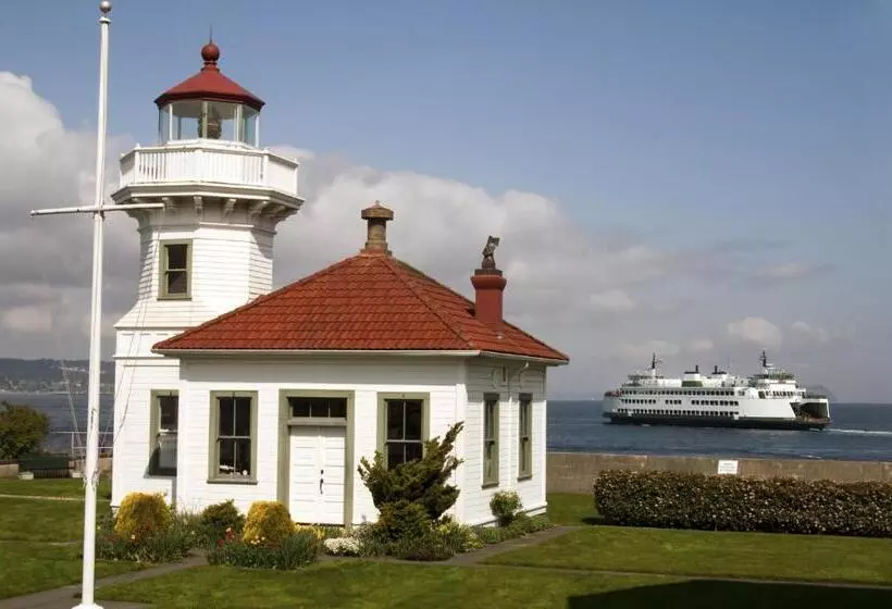 Silver Cloud Hotel   Mukilteo Waterfront