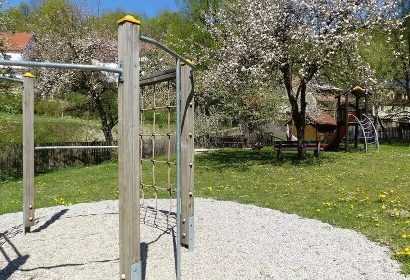 Retkeilymaja Zum Alten Fritz