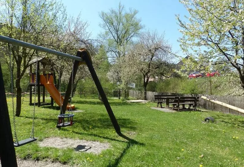 Retkeilymaja Zum Alten Fritz