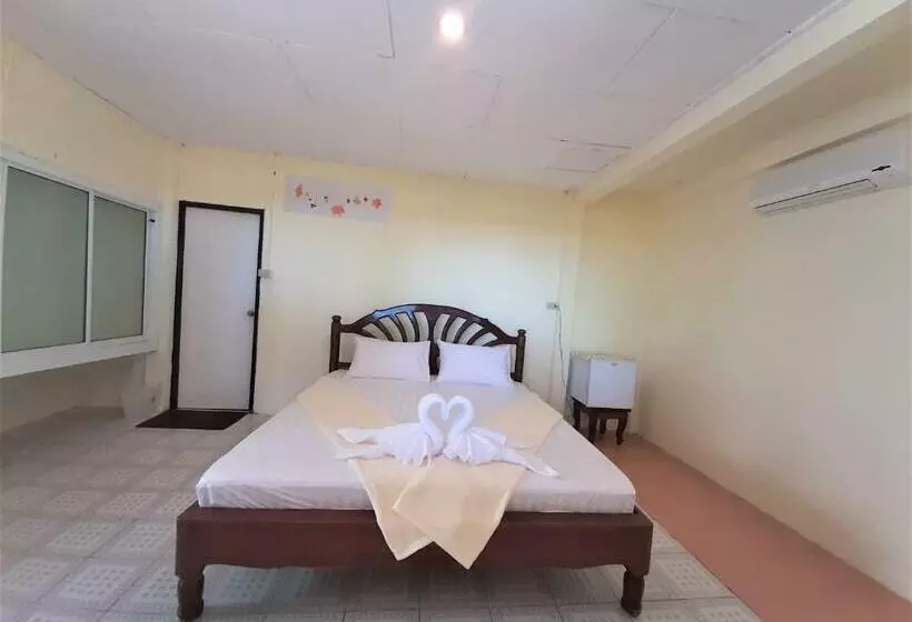 Cameron Island Resort