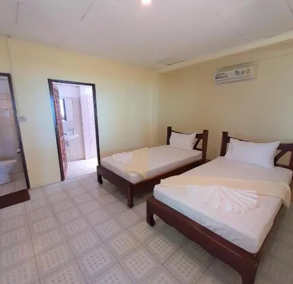 Cameron Island Resort