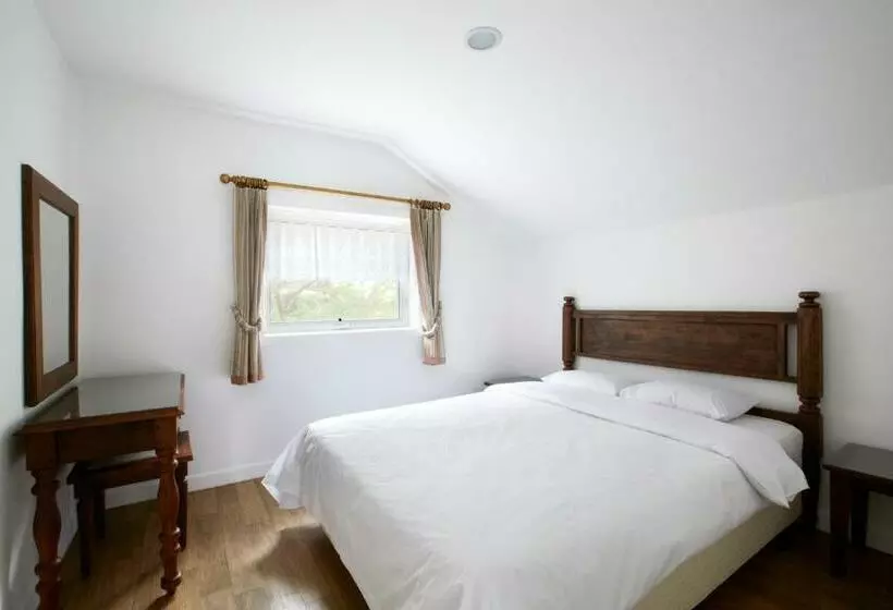 Club Es Jecheon Resort