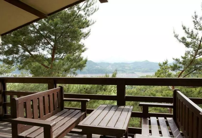 Club Es Jecheon Resort