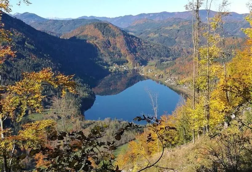 ホテル Bio Bauernhof Moas