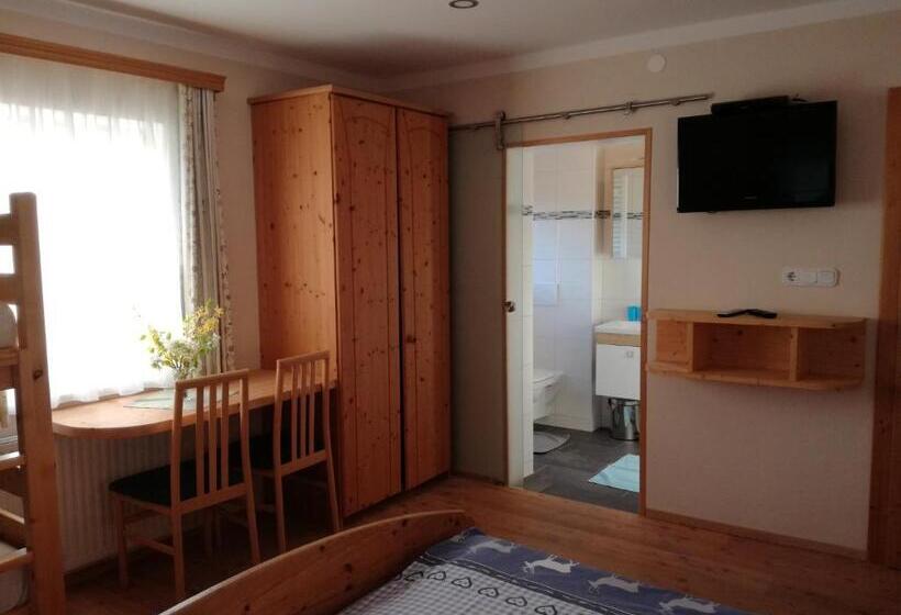 בית מלון כפרי Bio Bauernhof Moas