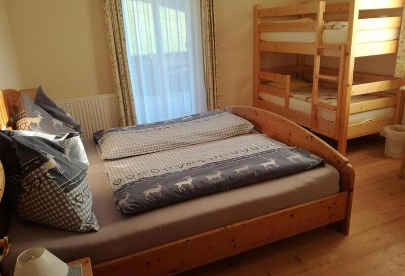 בית מלון כפרי Bio Bauernhof Moas